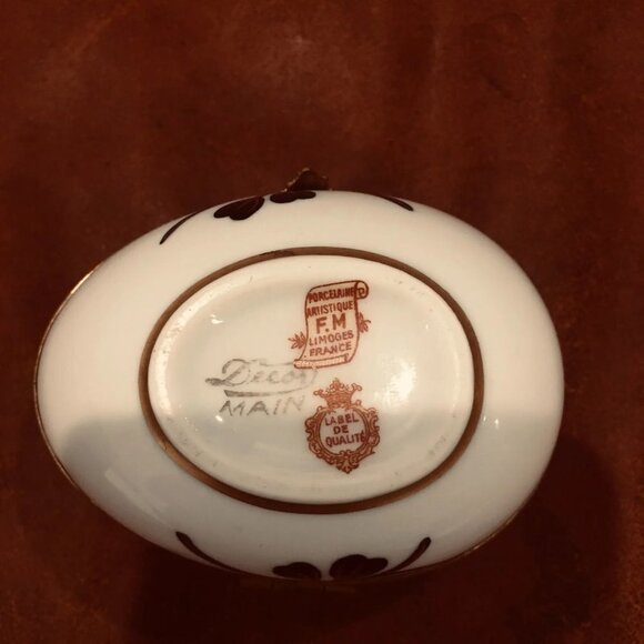 LIMOGES Vintage White Hand Made Porcelain Pink Blue Gold Floral Trinket Box Egg - Picture 3 of 10